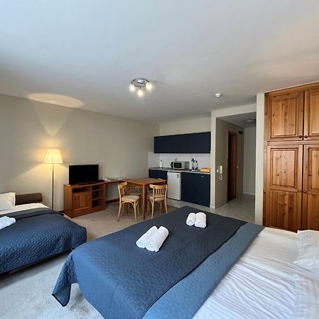 Corvin Hotel Budapest Residence מראה חיצוני תמונה