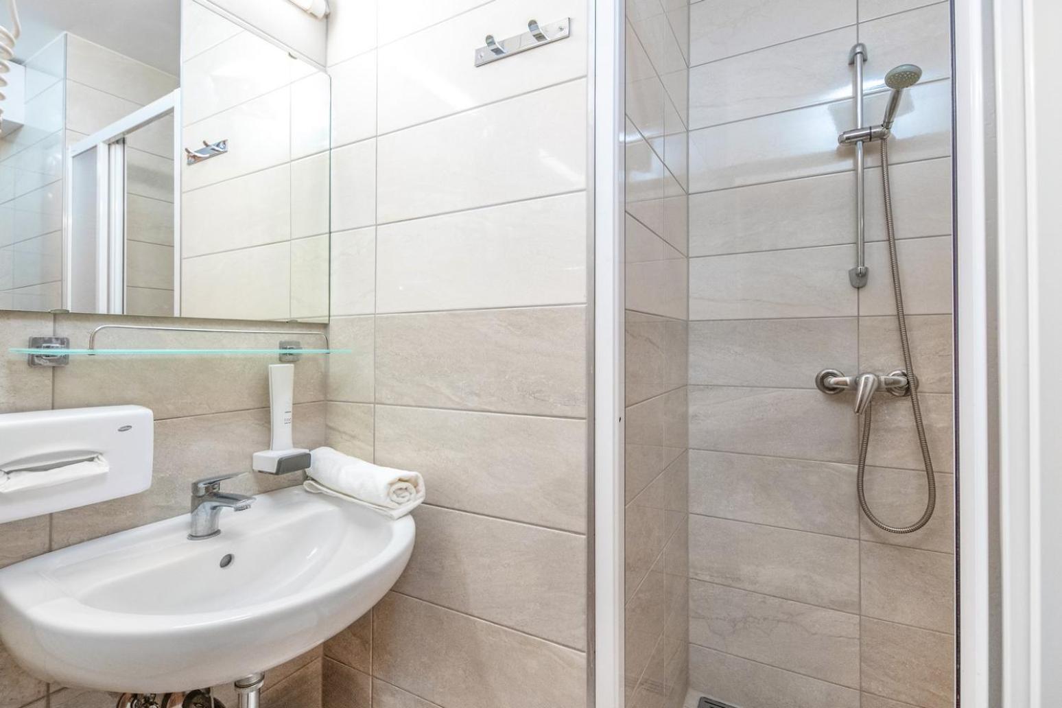 Corvin Hotel Budapest Residence מראה חיצוני תמונה