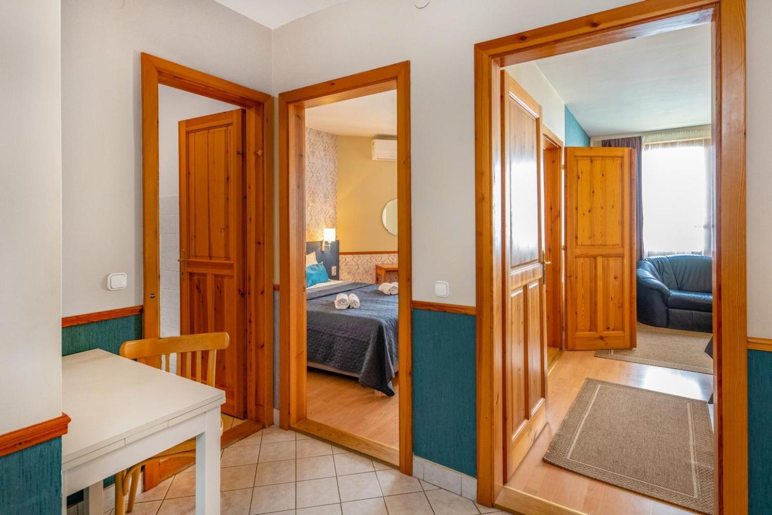 Corvin Hotel Budapest Residence מראה חיצוני תמונה