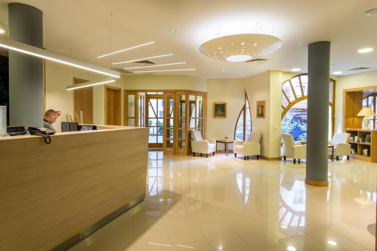 Corvin Hotel Budapest Residence מראה חיצוני תמונה
